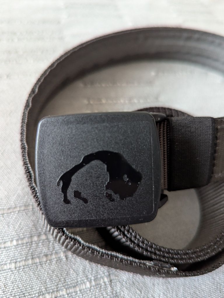 Пояс со скрытым карманом на молнии Tatonka Travel Belt.