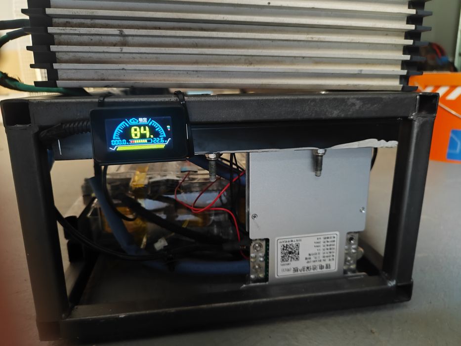 Зарядна станція на 5 кВт.