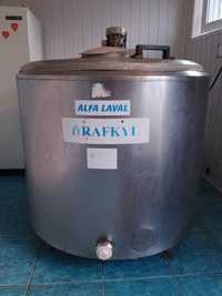 basen-zbiornik-schładzalnik na mleko 430 l-ALFA LAVAL.