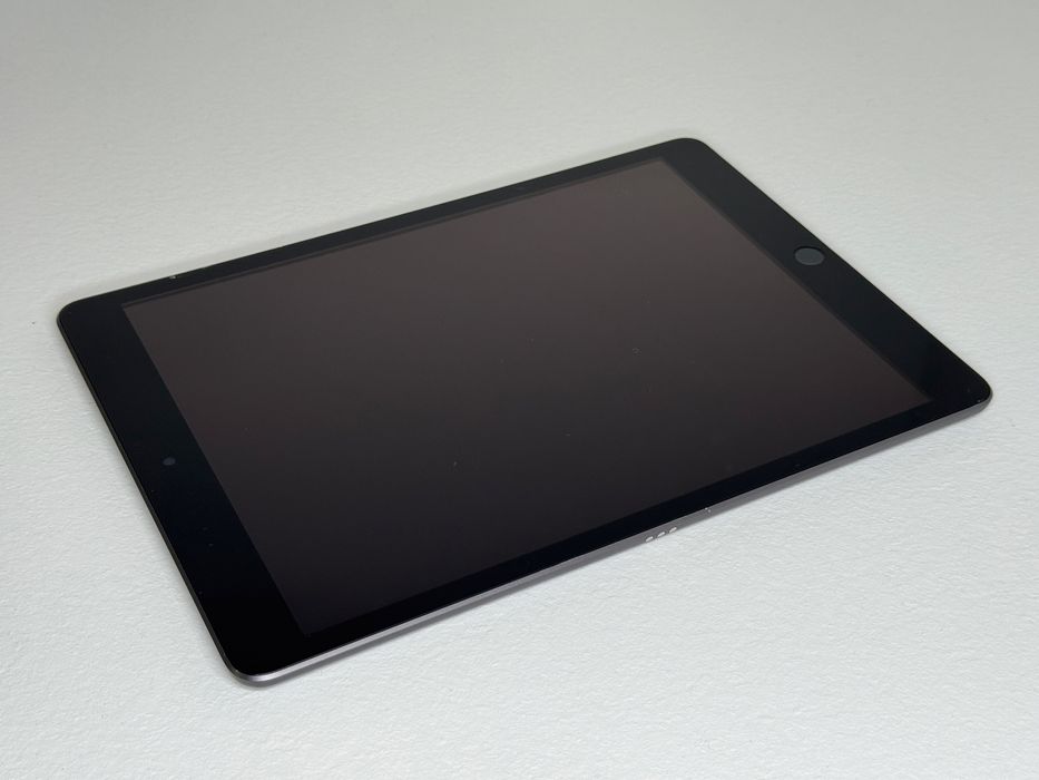 iPad 9. gen. (A2602) - 64GB - faktura VAT 23%