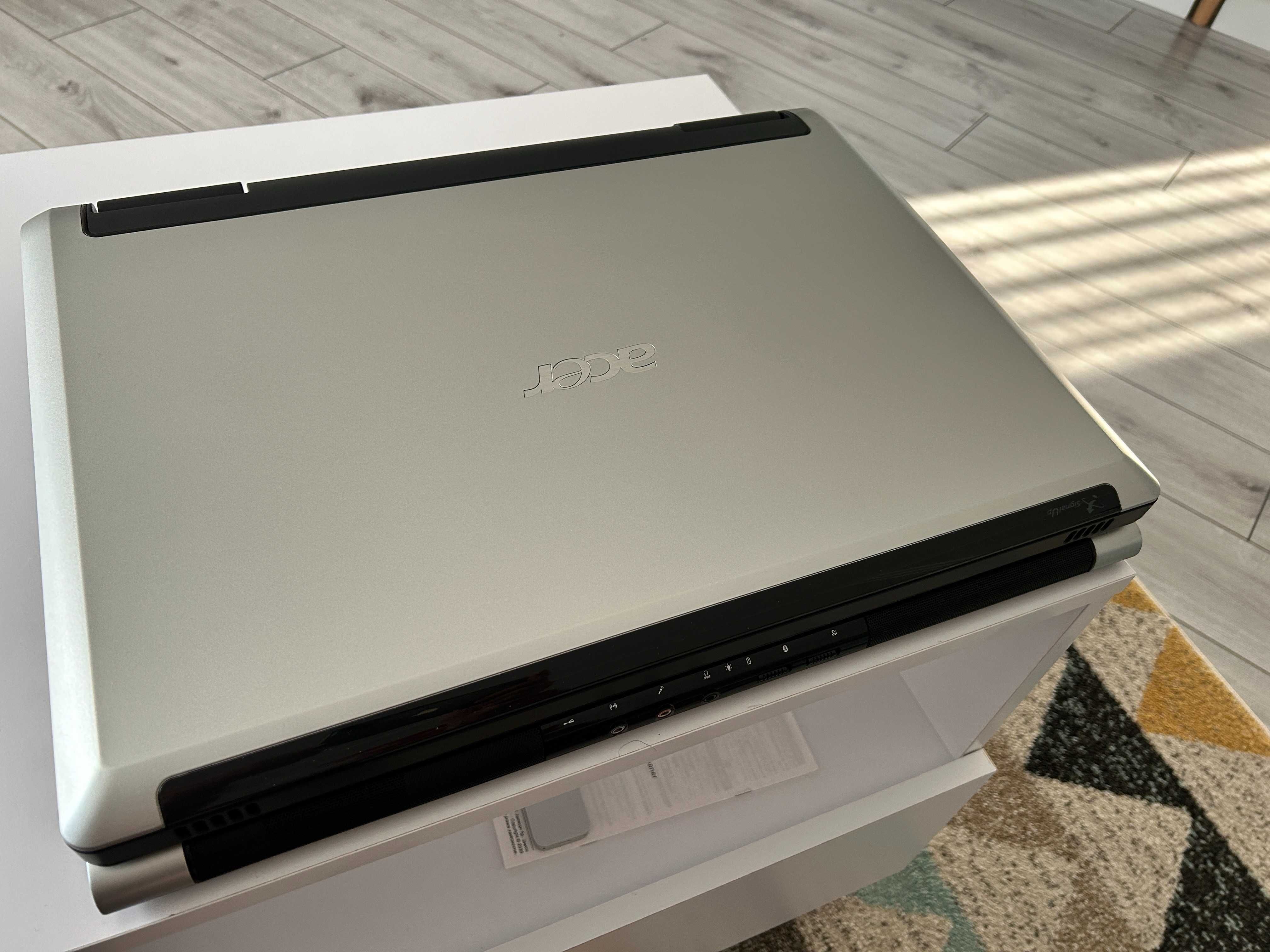 Acer Aspire 9920 / 21 cali / stan ideał / dla kolekcjonera