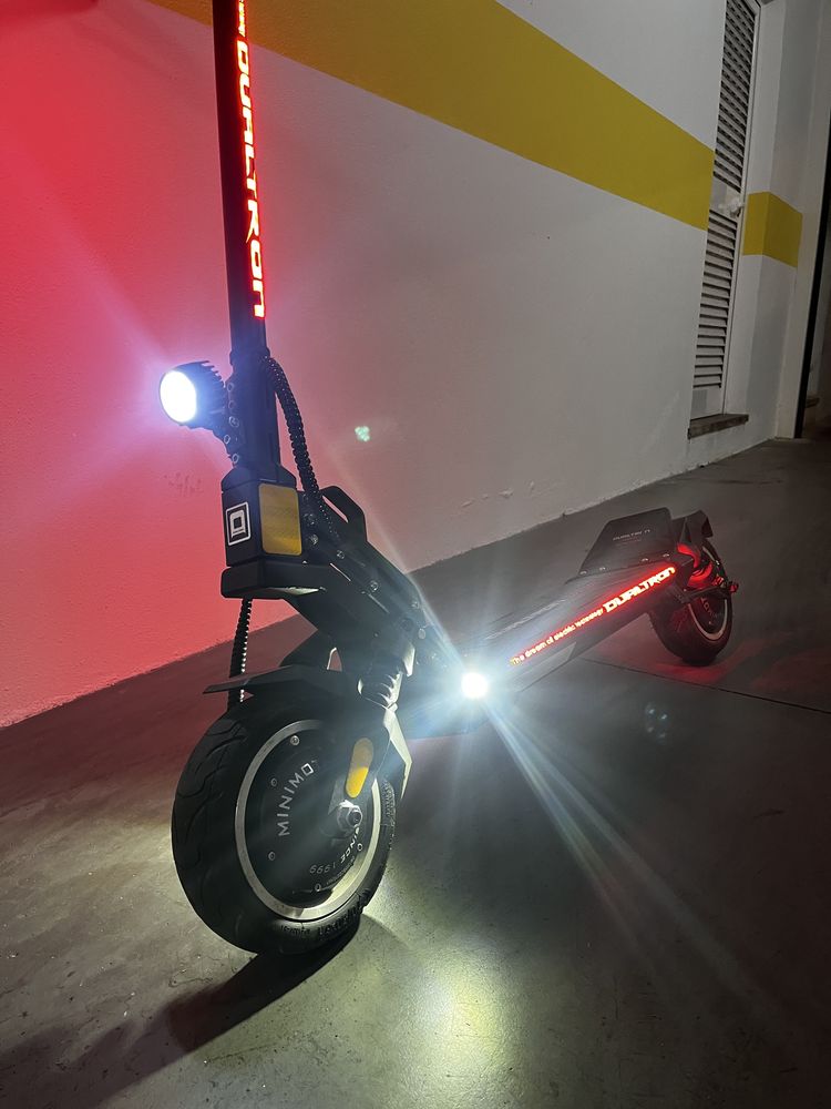 Trotinete Dualtrone dual motor longbody special edition