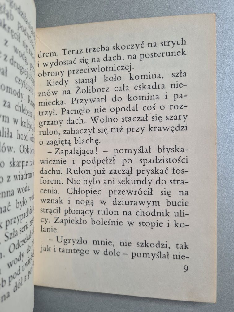 O takich, jak każde z was - Janina Broniewska