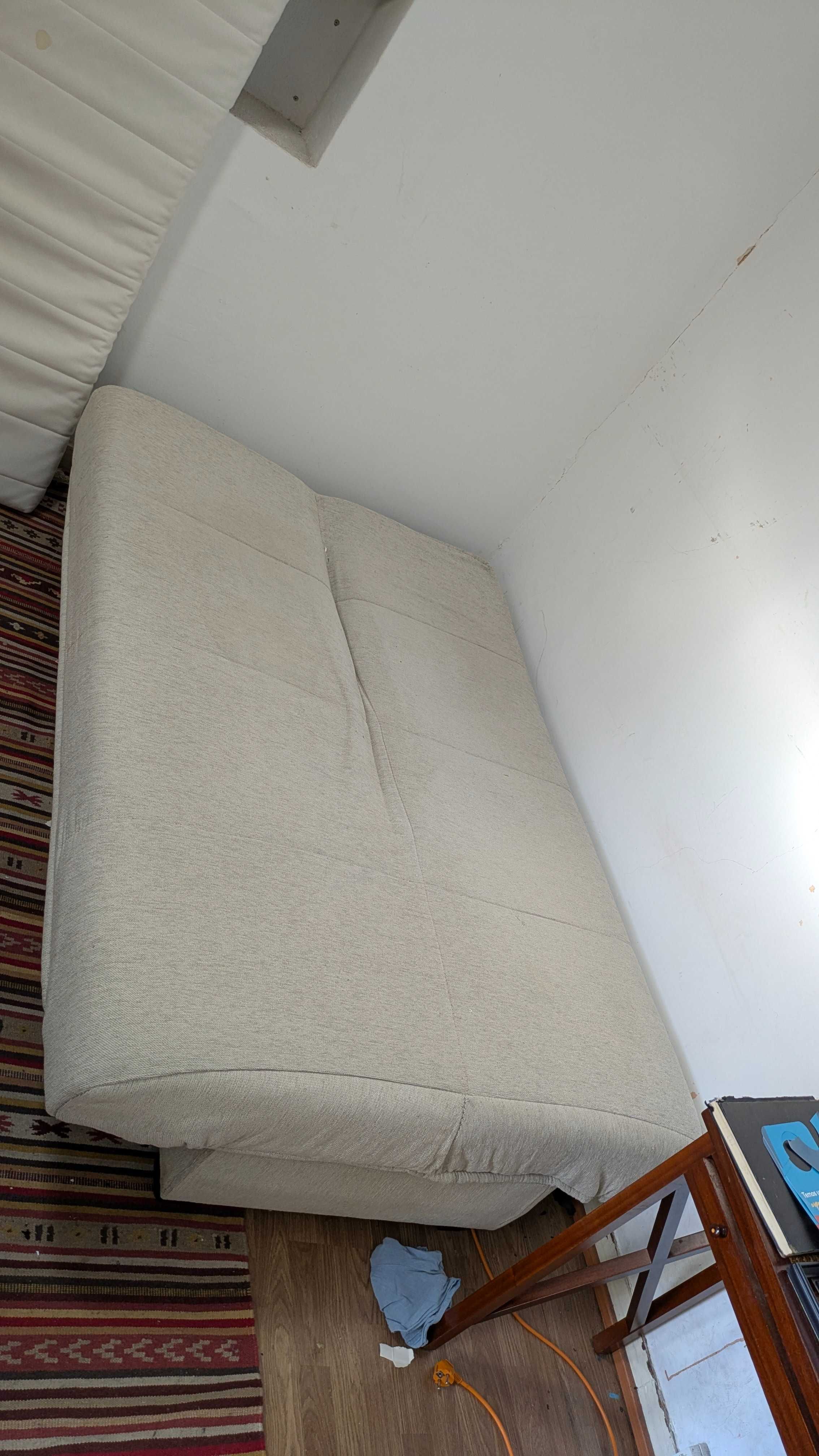 Venda de móveis em bom estado – mudar de casa!
