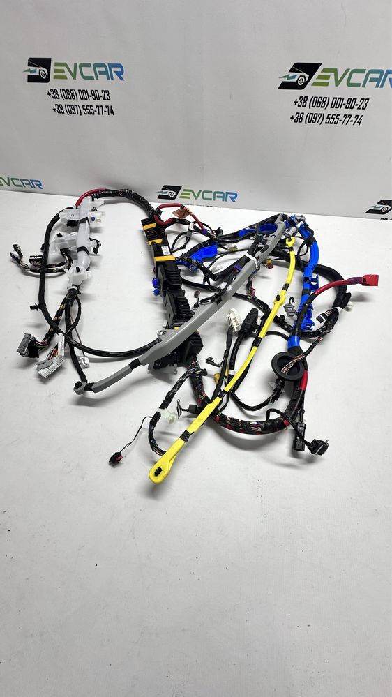Проводка салонная правая Tesla Model Y 20- 1489042-00-C