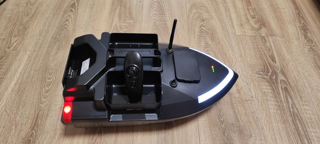 Акція Карповий кораблик Flytec V801 без GPS