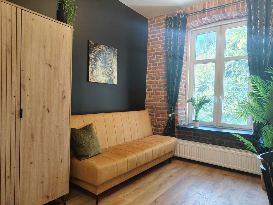 NOWA kawalerka (20 m2) 400 m od Piotrkowskiej. Przy pl. Niepodległości