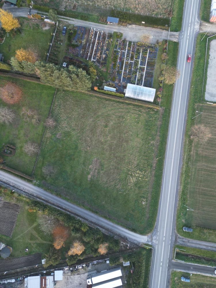 Działka inwestycyjna 0,35ha