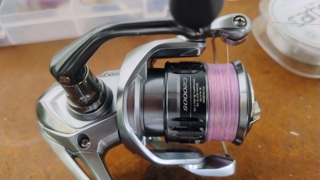Wędka Mikado Red cut spinning, kołowrotek Shimano nasci 2000