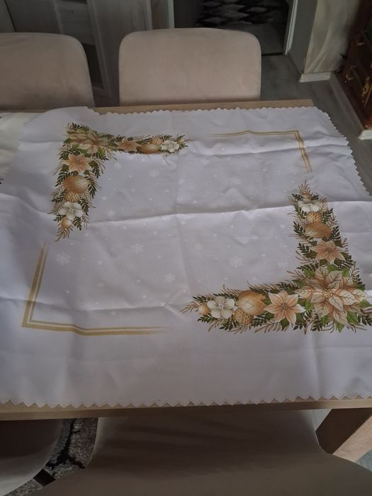 Bieżniki świąteczne na stół.Polecam