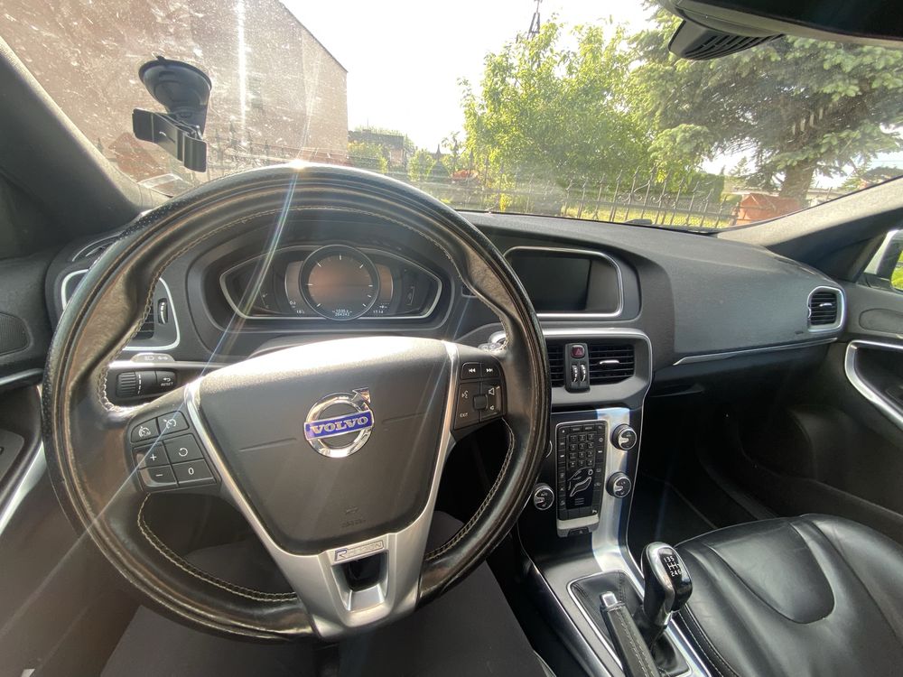 Volvo V40 D4 z 2014r