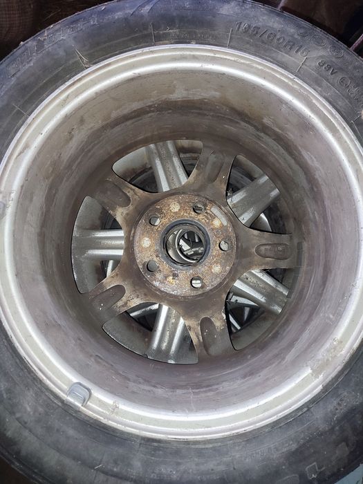 Felgi z oponami 15 cali