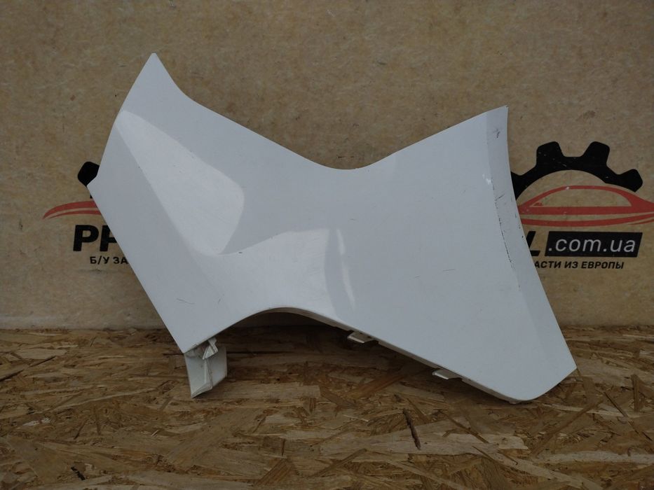 Ford Transit Connect 13- клык заднего бампера правый DT11-17926-B