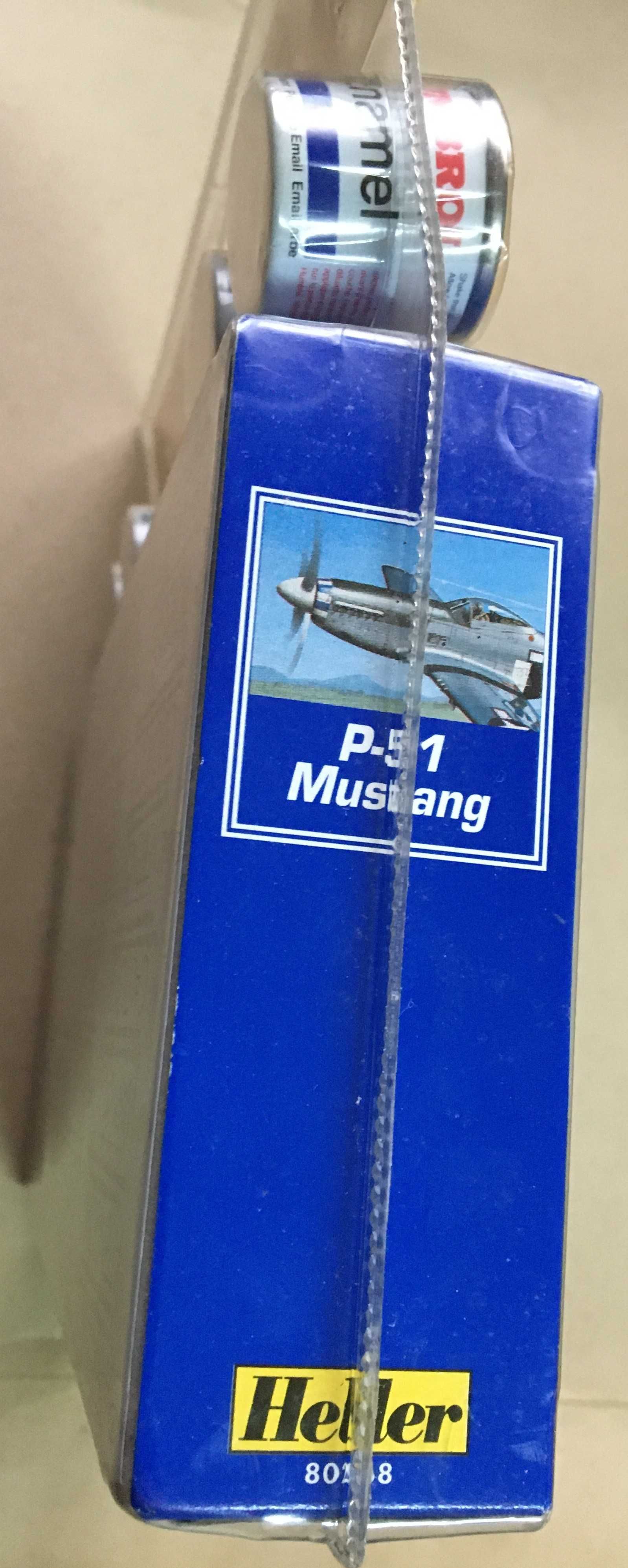 Nowy model samolotu P-51 Mustang Heller - 1996 rok.