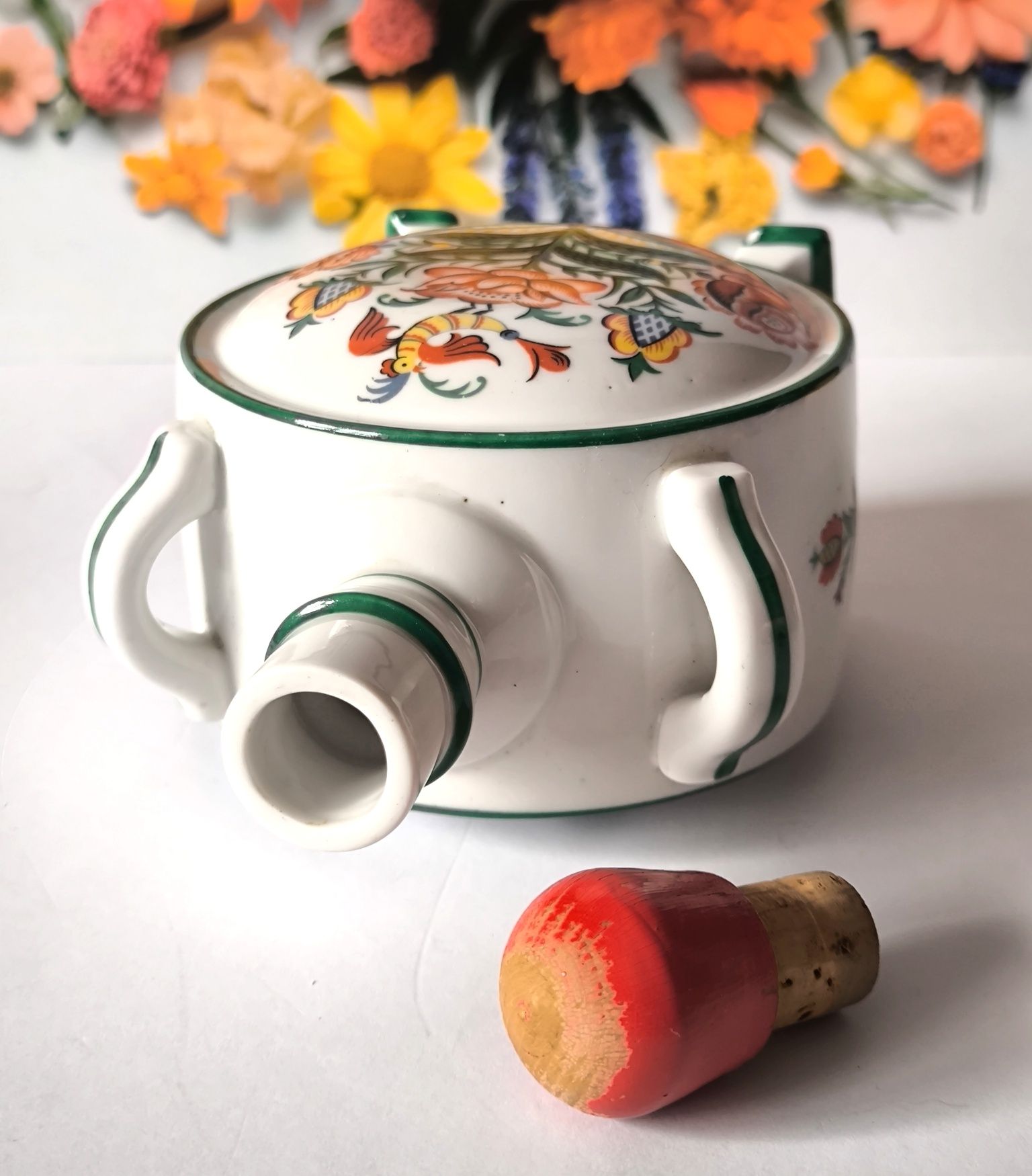 Karafka sygnowana  piękna stara porcelana vintage