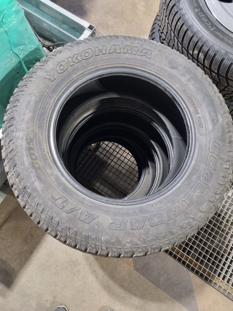 Zimowe opony Yokohama 255/70 R18