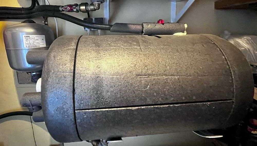 Wymiennik C.W.U. z podwójną wężownicą KOSPEL WW 80L TERMO-HIT czarny