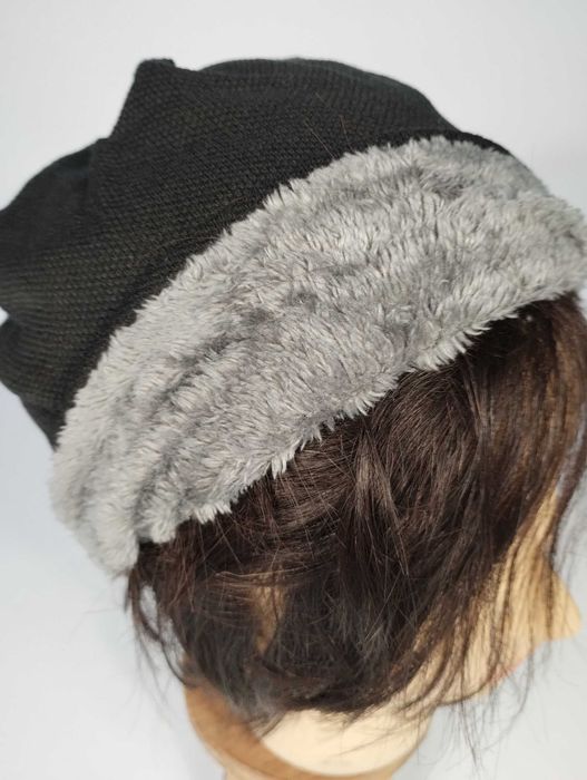 Ciepła czapka z futerkiem uniwersalna