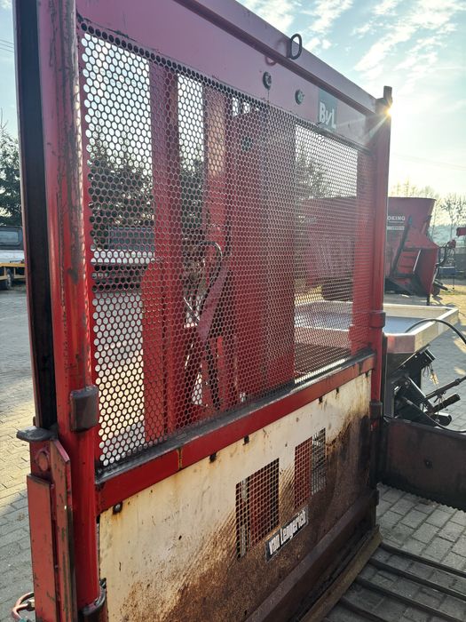 Wycinak do pryzm BVL 145 wycinarka wybierak kiszonki