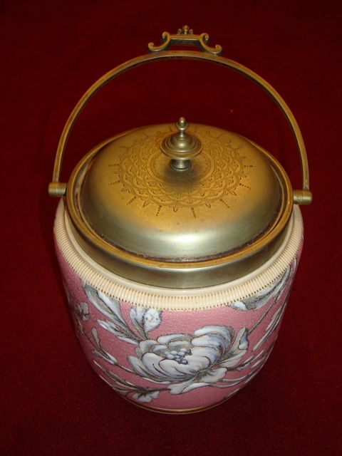 Pia Baptismal em Biscuit