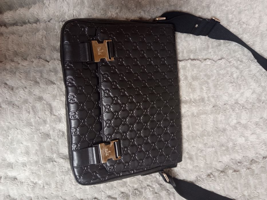 Продам сумку Gucci