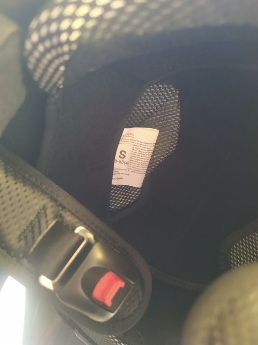 Мотошлем, гермак