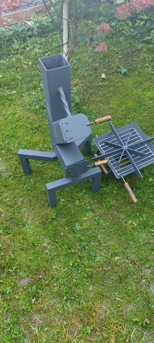 Piecyk rakietowy grill