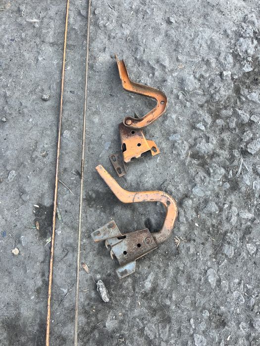 Навесы багажника москвич 412 для 2140 и тд вечно не держут