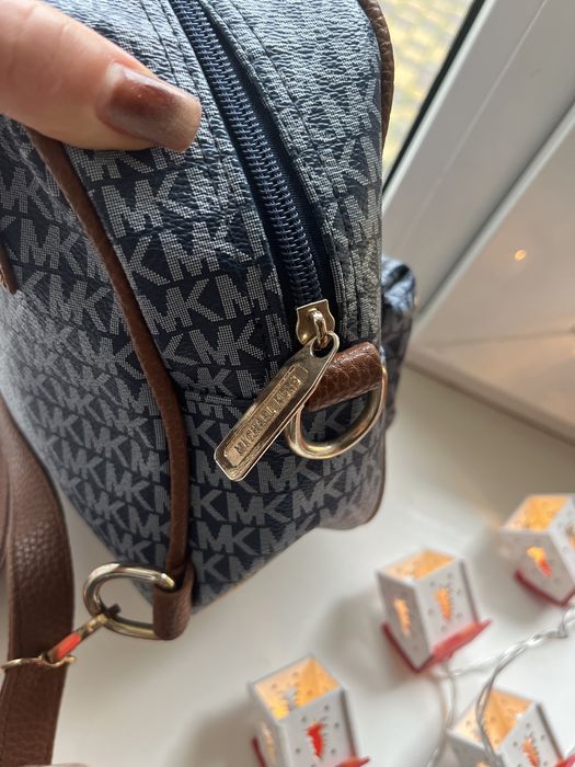 Рюкзак Michael Kors та різні сумки