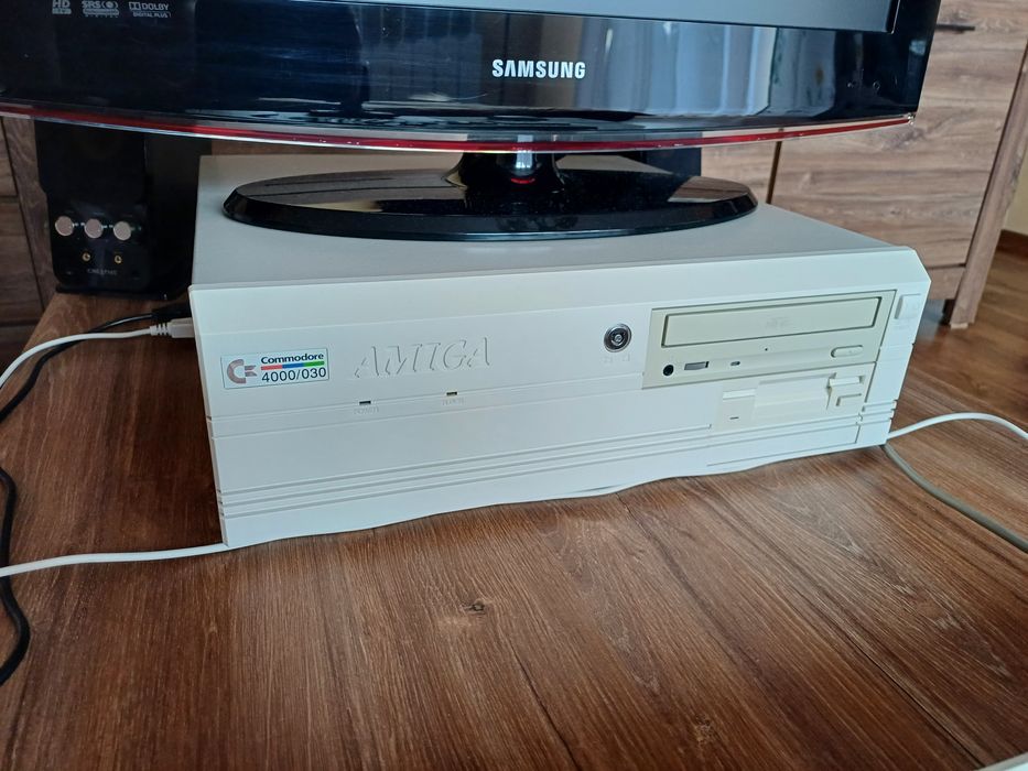 Amiga 4000/060 rev6 100mhz  TF4060 RAM 256MB
