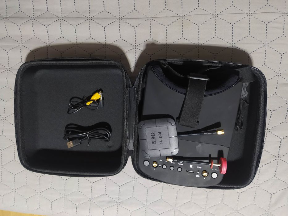 Gogle analogowe FPV EV800D