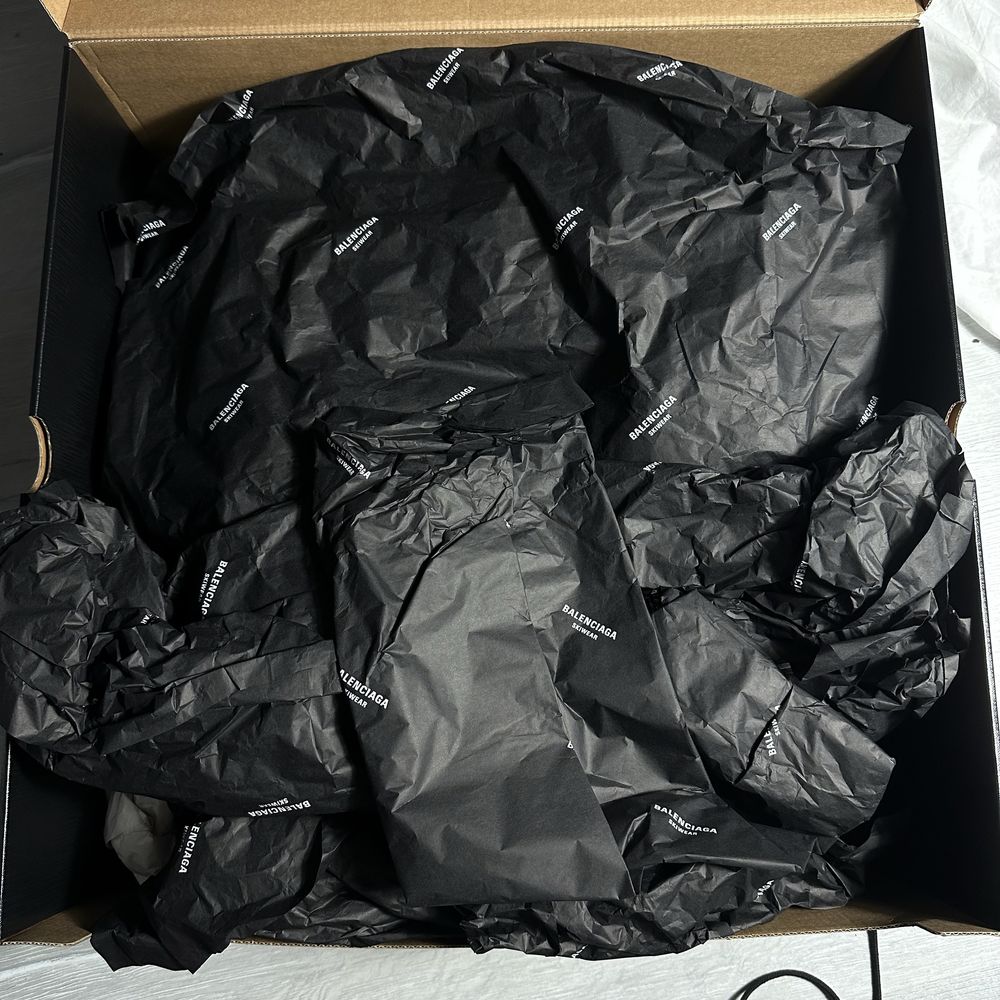 Balenciaga оригінал alaska boots / хутряні чоботи луноходи мунбути