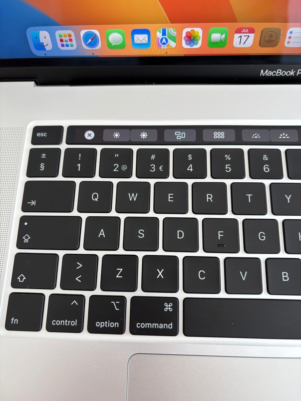 Macbook Pro 13 2020, 16GB 512GB