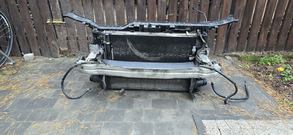 Pas przedni z chłodnicami belka Audi A4 B8 2.7 3.0 tdi automat