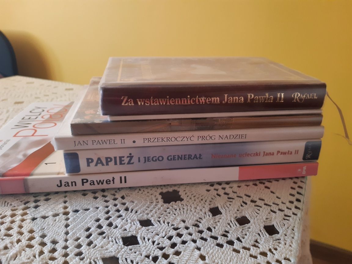 Zestaw 6 książek religijnych: Jan Paweł II i inne