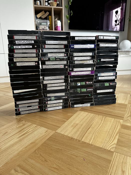 Zestaw kaset vhs - 80 sztuk z prywatnego archiwum milosnika teatru