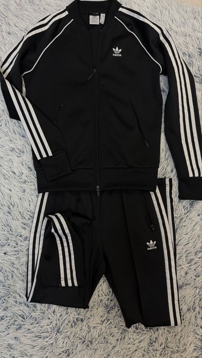 Спортивний костюм