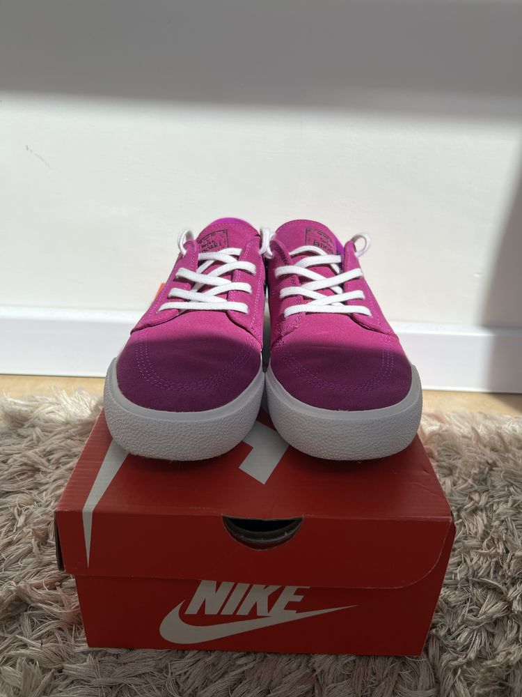 Buty Nike SB Janoski Fioletowe EU: 42,5