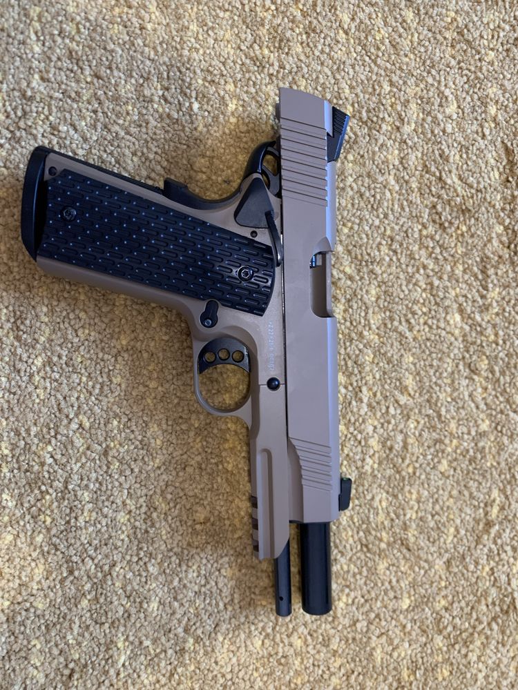 Airsoft 1911 R28 TAN.  NOVA