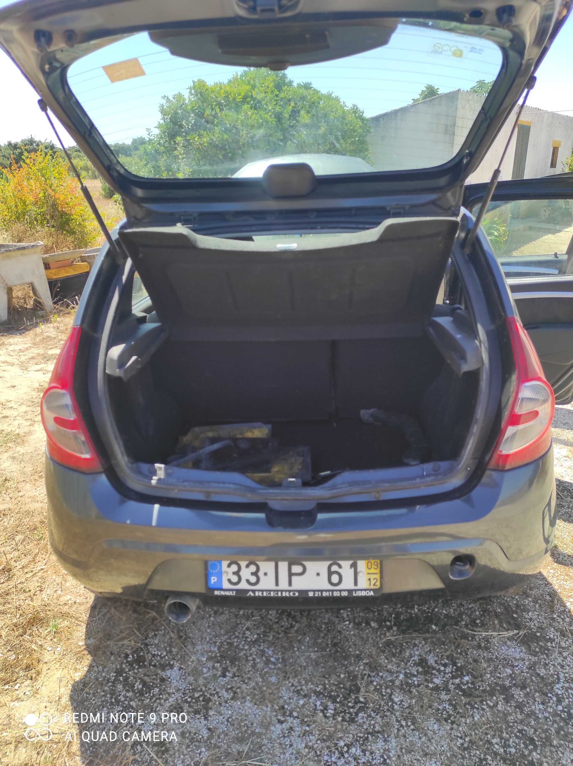 Vendo carro Dacia
