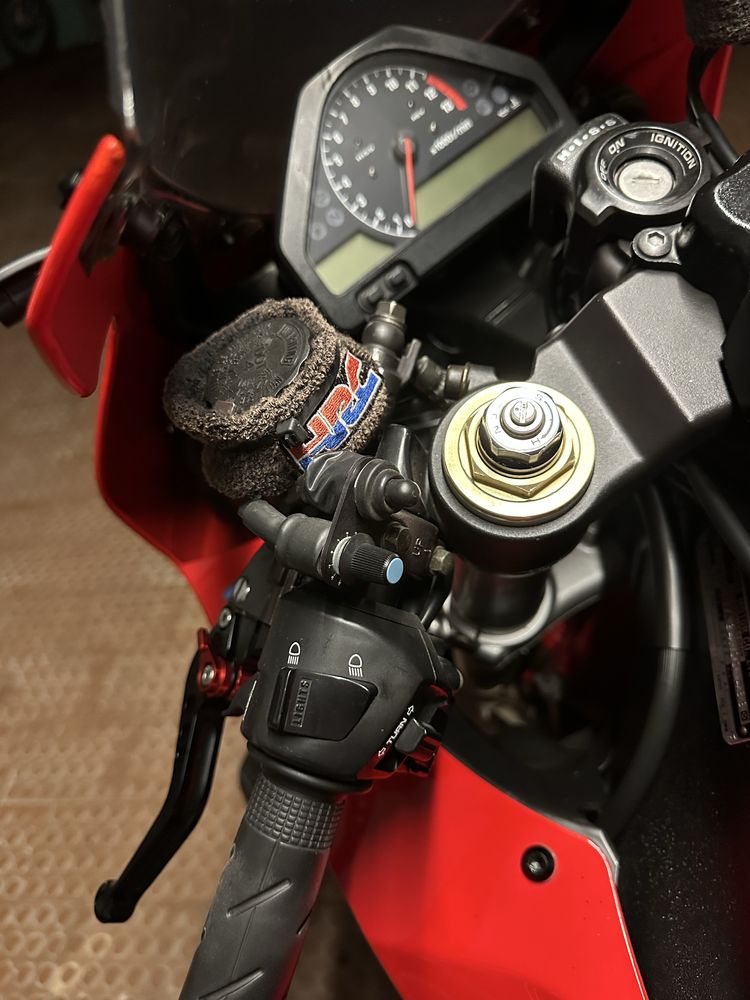 Honda CBR1000RR Fireblade (SC57)