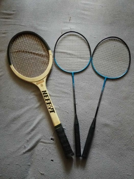 Rakieta tenisowa i do badmintona
