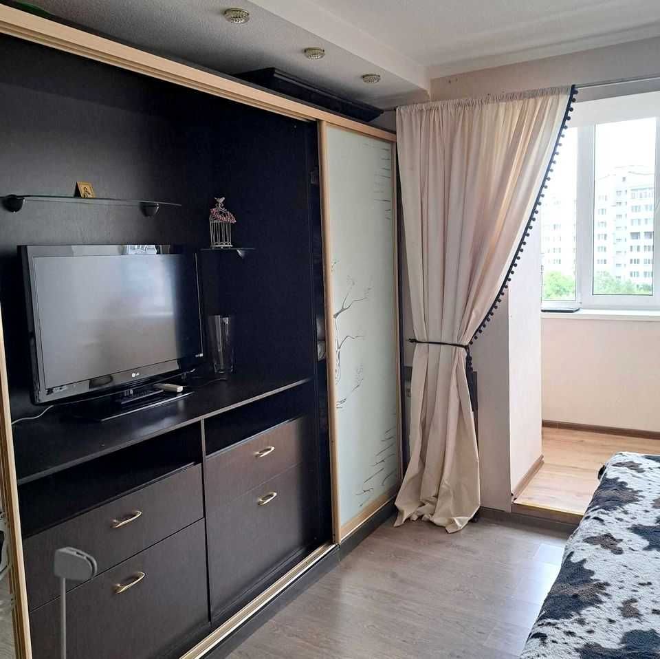 Продам 3-к квартиру в кирпичном доме на ул. Беляева 8, Фрунзенский