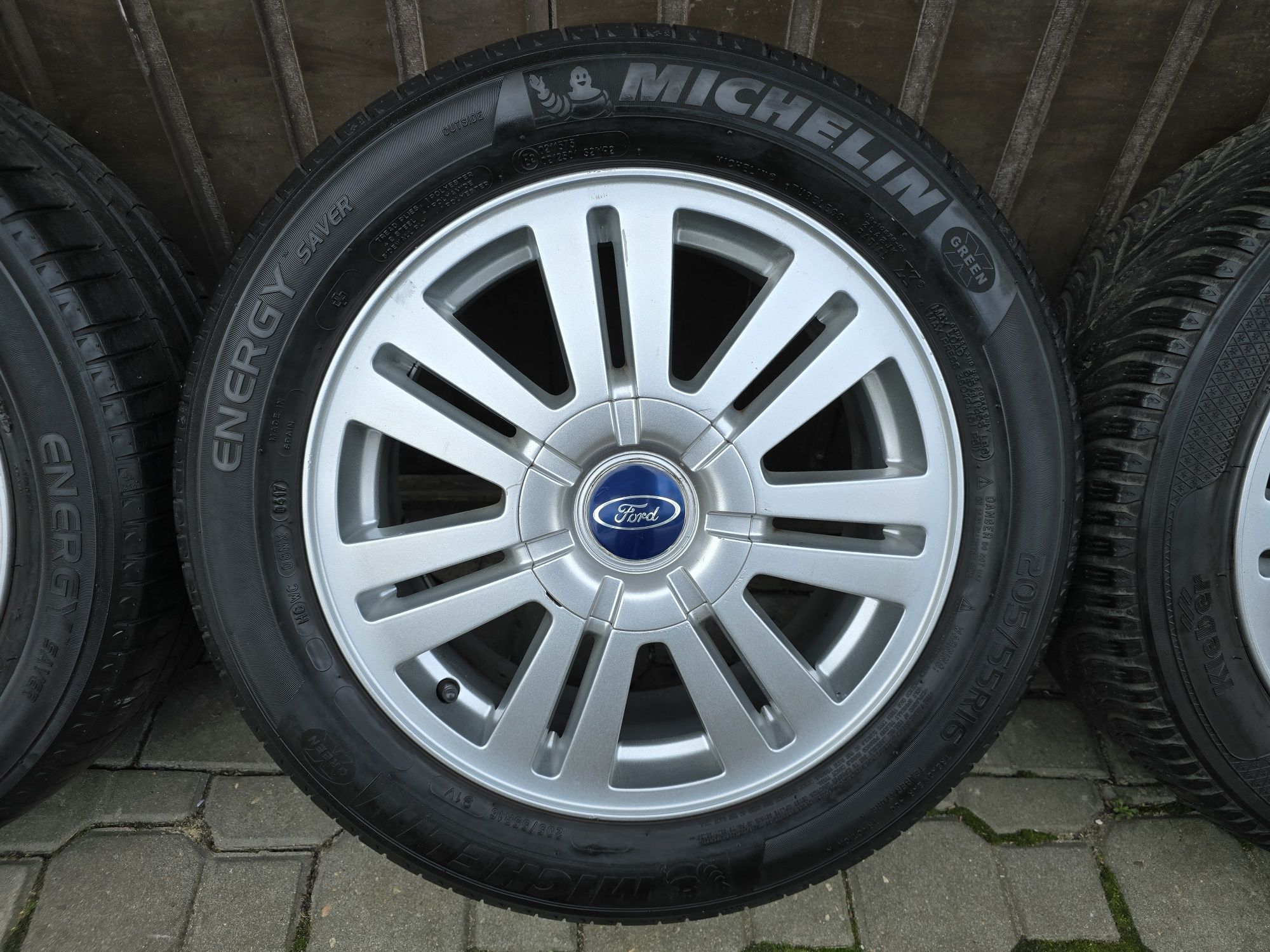 Felgi z oponami 205/55R16 Ford Focus 5x108 Mondeo C-Max S-max 16"