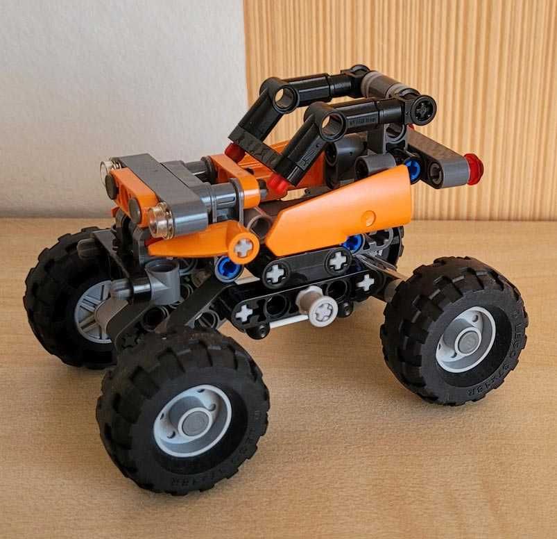 Lego Technic - 42001 - Mały samochód terenowy