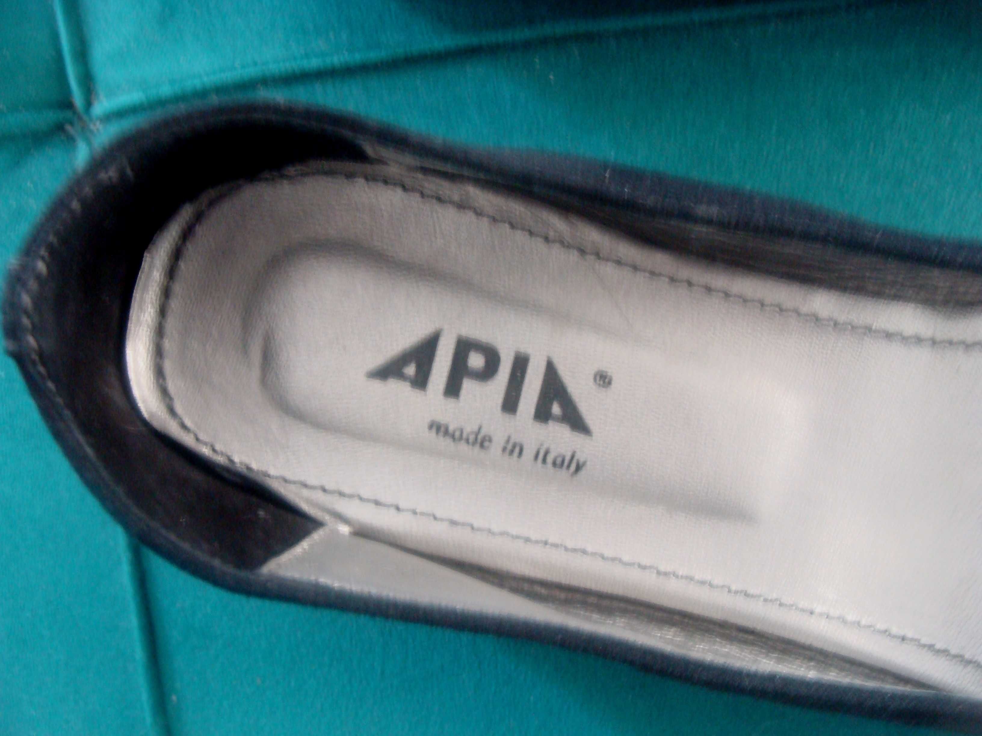 APIA balerinki, baleriny czarne skóra zamsz ozdobne r 43, 28,1 cm.