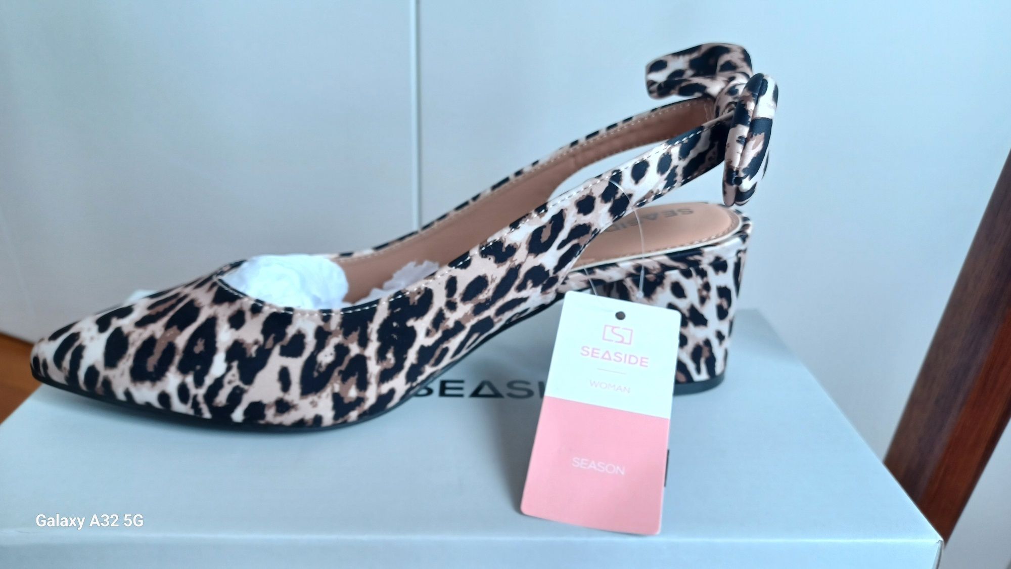 Sapatos Seaside novos