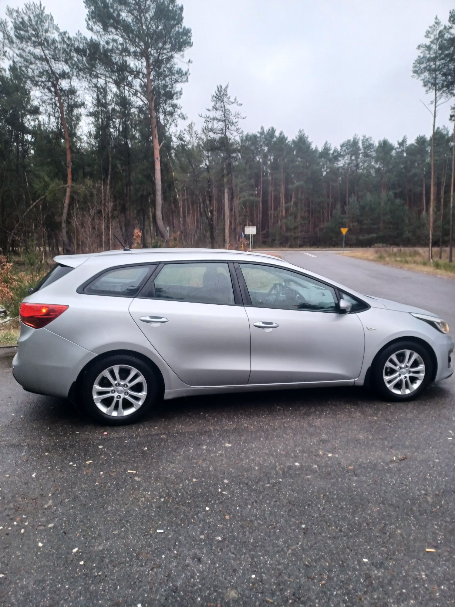 Sprzedam Kia Ceed kombi