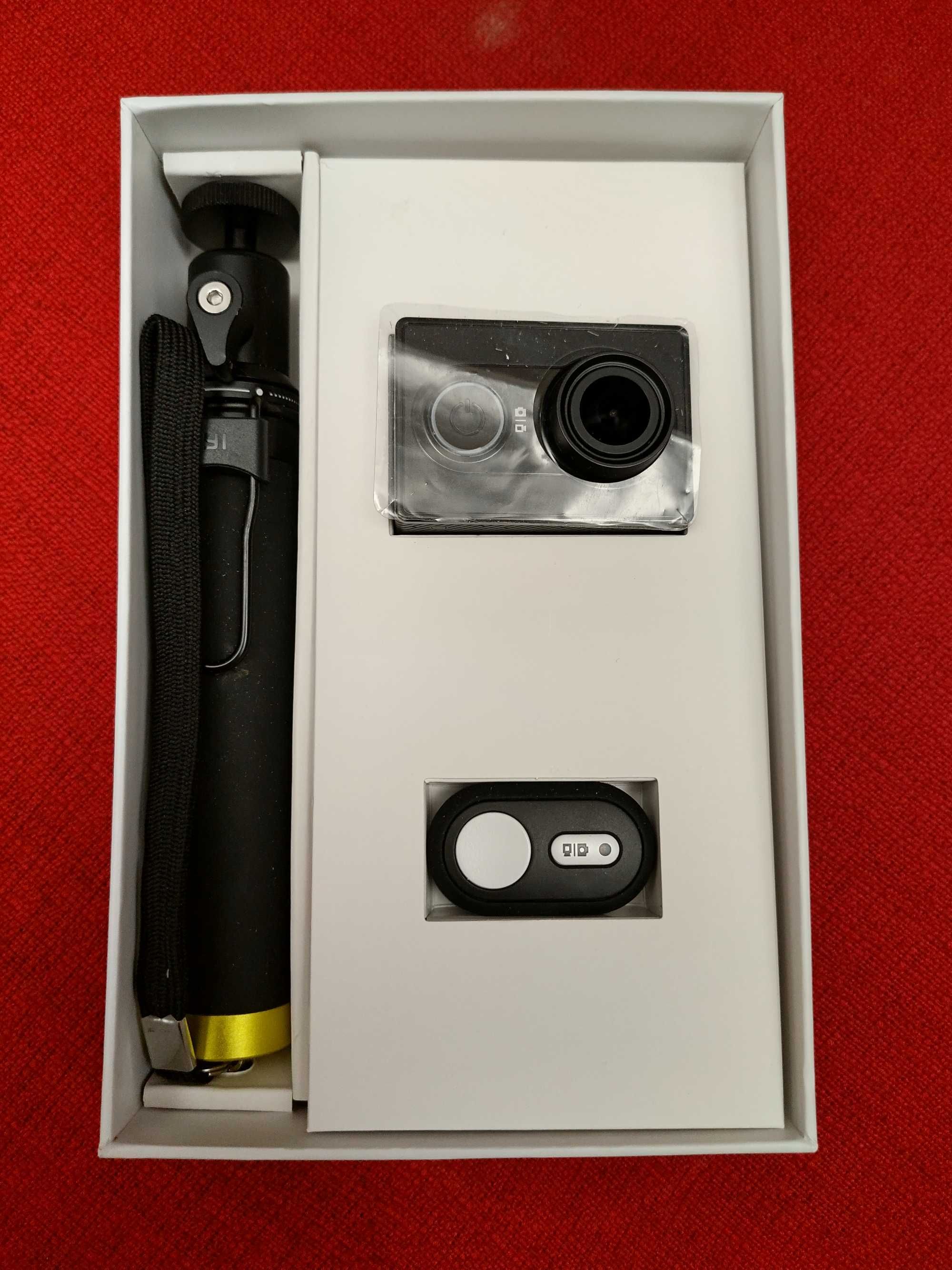 Kamera Xiaoyi Yi Action + Selfiestick NOWA