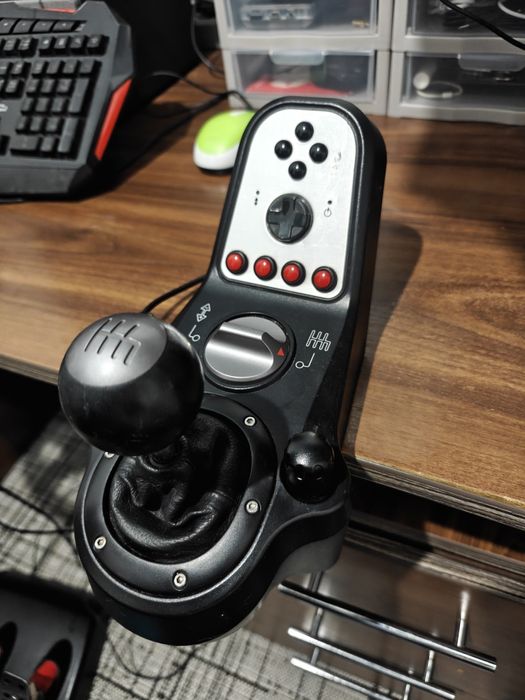 Руль комплект Logitech G25